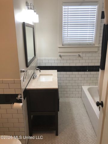 950 North Street, 12, Jackson, MS 39202