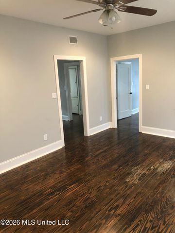 950 North Street, 12, Jackson, MS 39202