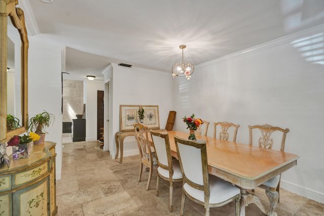 905 SE 12th Court 16, Fort Lauderdale, FL 33316