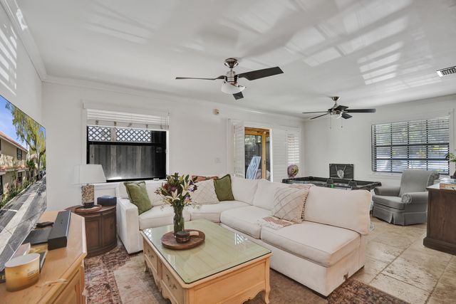 905 SE 12th Court 16, Fort Lauderdale, FL 33316