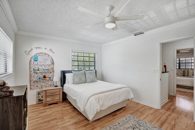 905 SE 12th Court 16, Fort Lauderdale, FL 33316