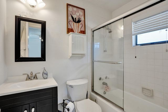 905 SE 12th Court 16, Fort Lauderdale, FL 33316