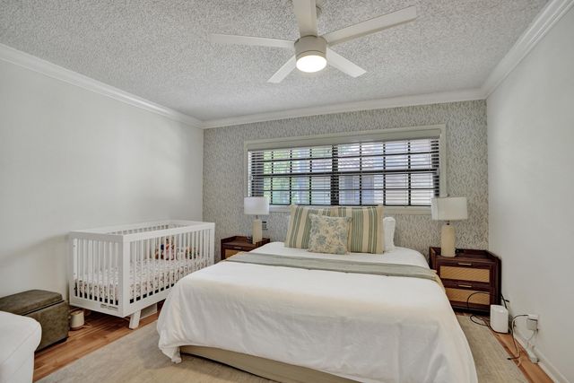 905 SE 12th Court 16, Fort Lauderdale, FL 33316