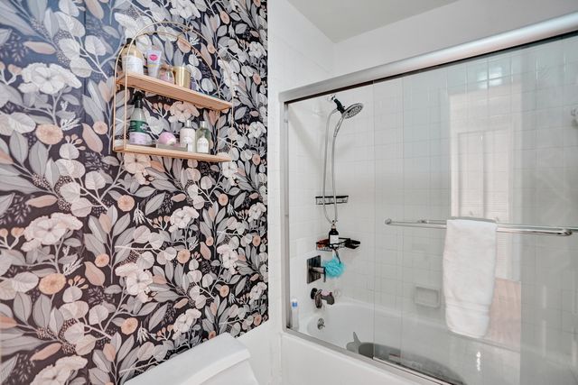 905 SE 12th Court 16, Fort Lauderdale, FL 33316