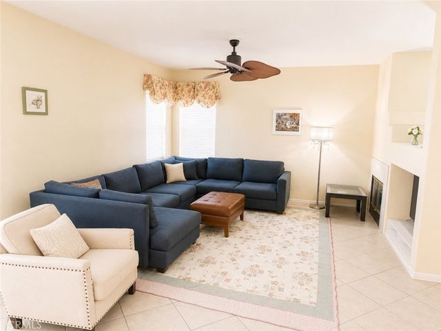 13104 Angeles Trail Way, Sylmar, CA 91342