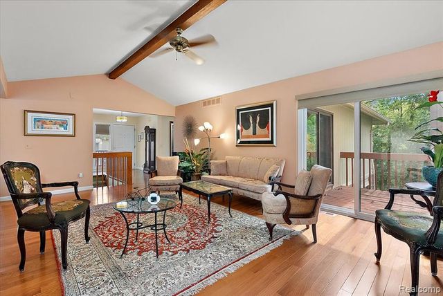 5515 Walnut Circle 42, West Bloomfield, MI 48322