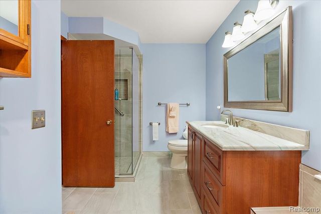 5515 Walnut Circle 42, West Bloomfield, MI 48322