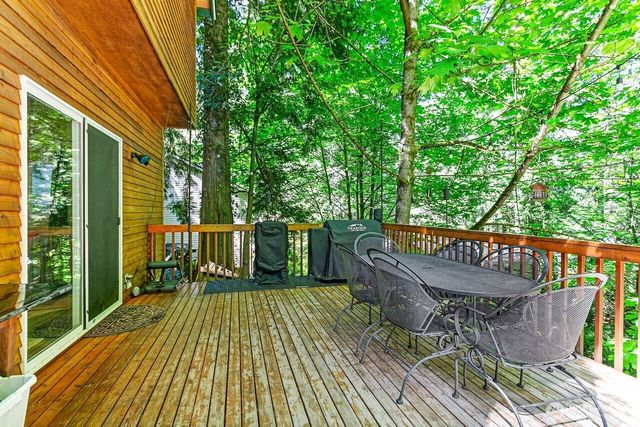 5 Valley Crest Way, Bellingham, WA 98229