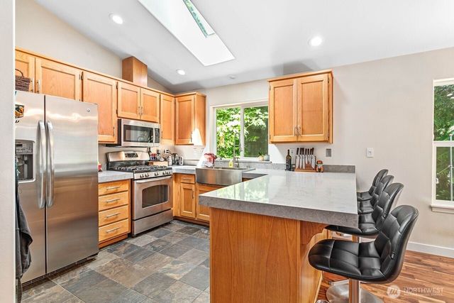 5 Valley Crest Way, Bellingham, WA 98229