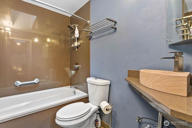 5 Valley Crest Way, Bellingham, WA 98229