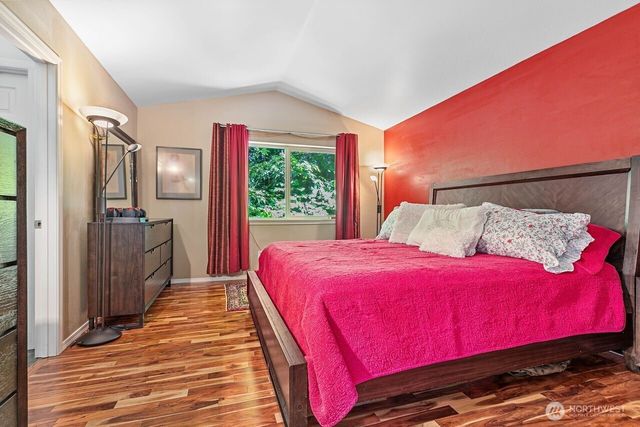 5 Valley Crest Way, Bellingham, WA 98229