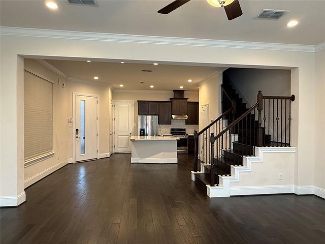 8415 Water Oak Pass Drive, Houston, TX 77055
