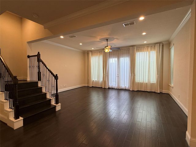 8415 Water Oak Pass Drive, Houston, TX 77055