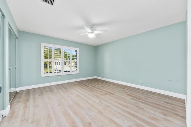 490 Mars Way, Juno Beach, FL 33408