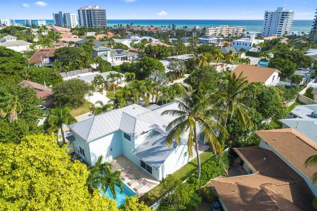 490 Mars Way, Juno Beach, FL 33408