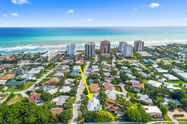 490 Mars Way, Juno Beach, FL 33408