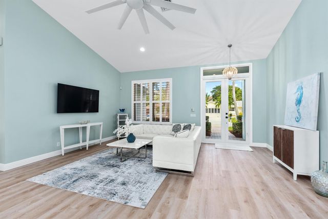 490 Mars Way, Juno Beach, FL 33408