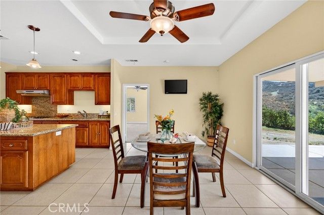 39475 Bruce Lane, Temecula, CA 92592