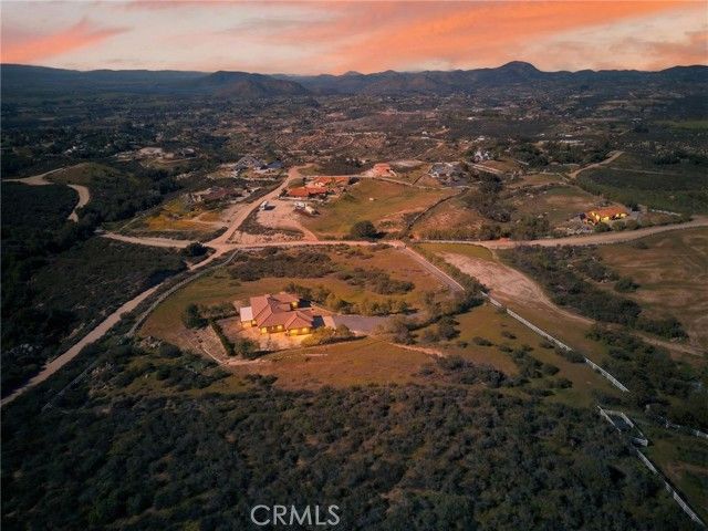 39475 Bruce Lane, Temecula, CA 92592