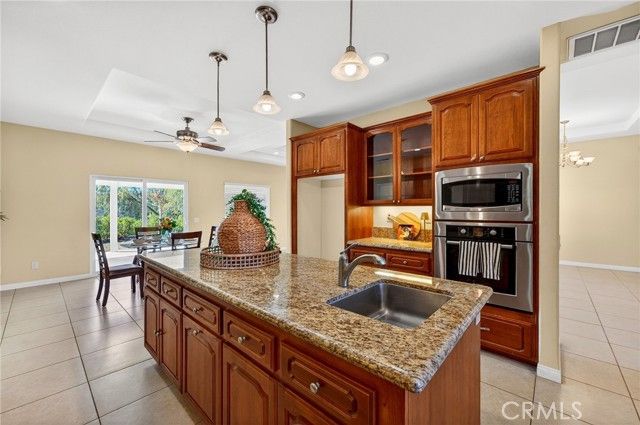 39475 Bruce Lane, Temecula, CA 92592