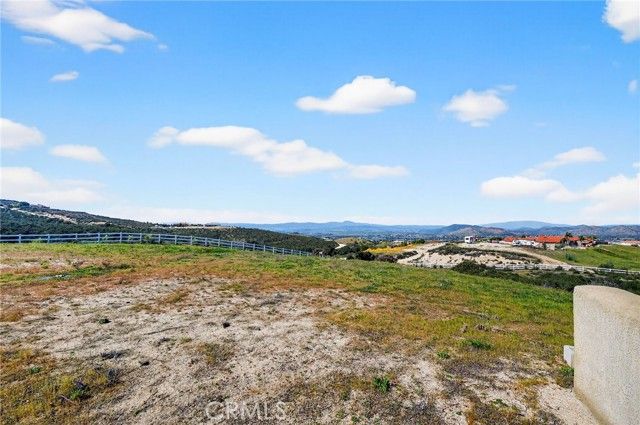 39475 Bruce Lane, Temecula, CA 92592