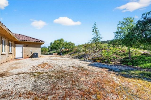 39475 Bruce Lane, Temecula, CA 92592