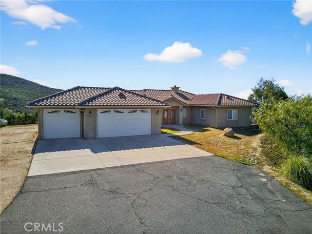 39475 Bruce Lane, Temecula, CA 92592