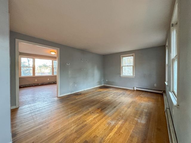 111 Snow St, Hanson, MA 02341