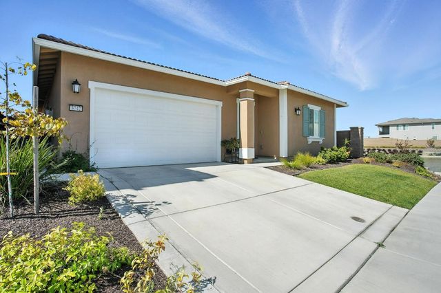 3742 Haymaker Way, Sacramento, CA 95835