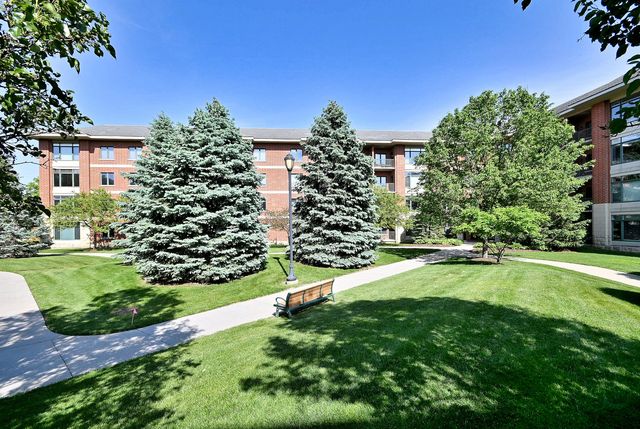 855 E 22nd Street 313, Lombard, IL 60148