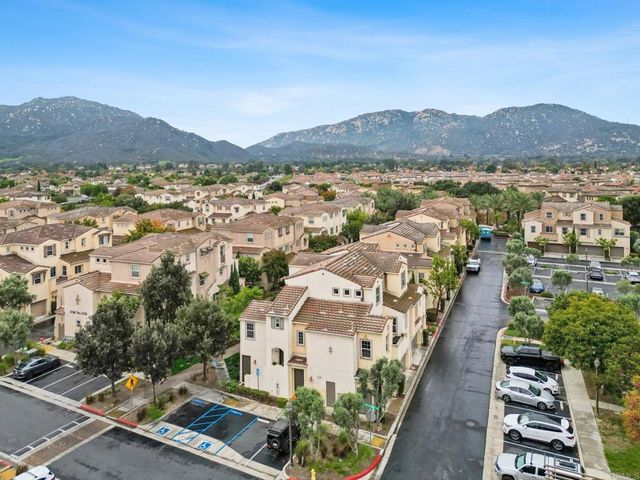 31191 Mountain Lilac Way, Temecula, CA 92592