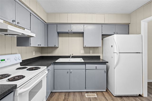 14 Britten Circle, Bella Vista, AR 72715