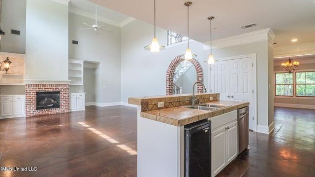 7309 Live Oak Way, Pass Christian, MS 39571