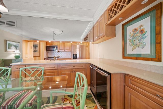 2300 GULF BOULEVARD D1, Belleair Beach, FL 33786