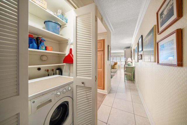 2300 GULF BOULEVARD D1, Belleair Beach, FL 33786