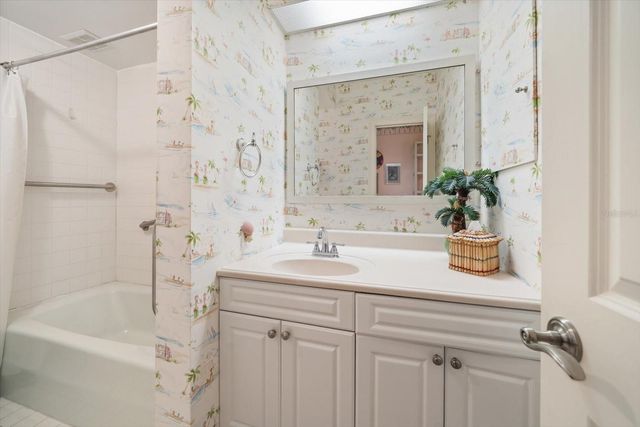 2300 GULF BOULEVARD D1, Belleair Beach, FL 33786