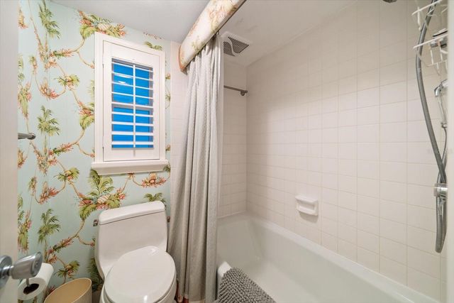 2300 GULF BOULEVARD D1, Belleair Beach, FL 33786