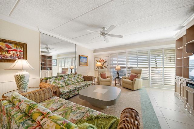 2300 GULF BOULEVARD D1, Belleair Beach, FL 33786