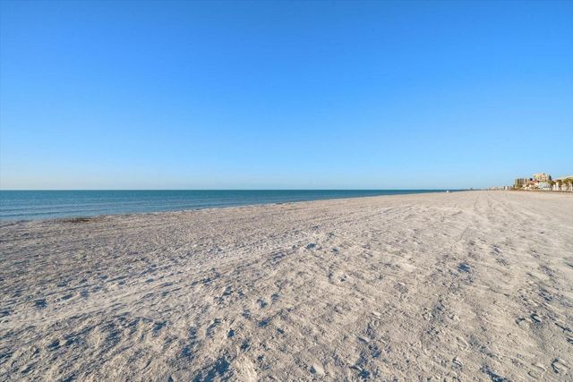 2300 GULF BOULEVARD D1, Belleair Beach, FL 33786