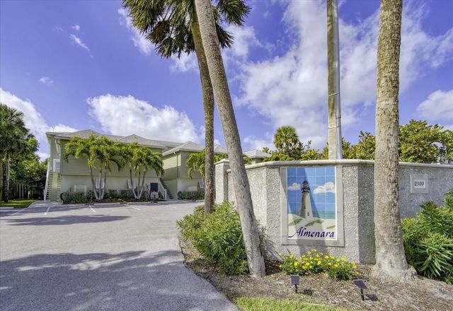 2300 GULF BOULEVARD D1, Belleair Beach, FL 33786