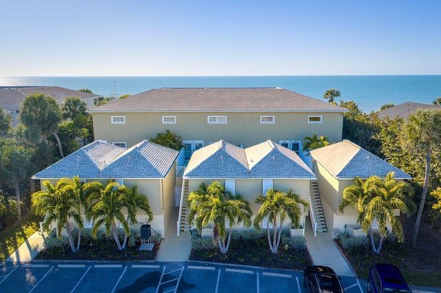 2300 GULF BOULEVARD D1, Belleair Beach, FL 33786