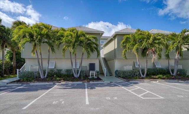 2300 GULF BOULEVARD D1, Belleair Beach, FL 33786