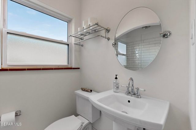 3224 N Stanton Street, El Paso, TX 79902
