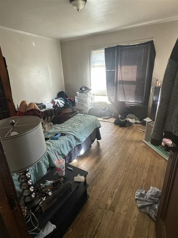 21 Spring Street, Battle Creek, MI 49037