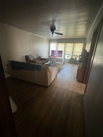 21 Spring Street, Battle Creek, MI 49037