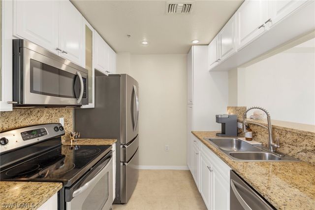 8560 Violeta ST 106, Estero, FL 34135