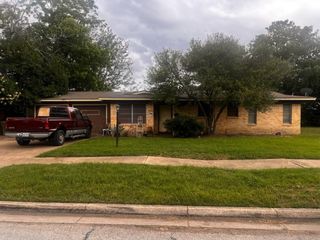 7904 Lazy Lane Road, North Richland Hills, TX 76180