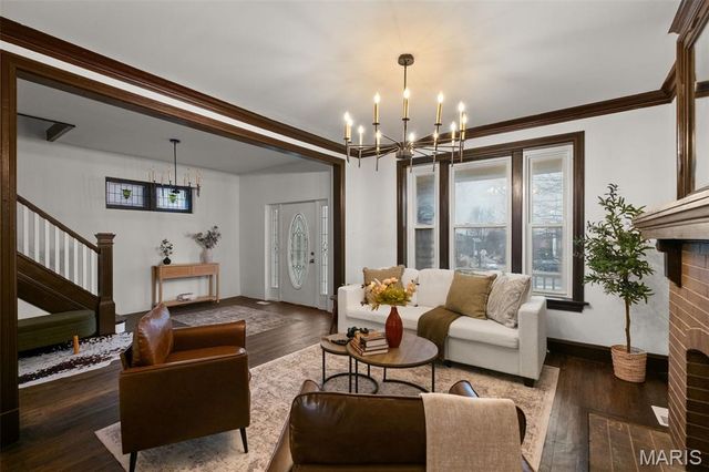 5533 S Kingshighway Boulevard, St Louis, MO 63109