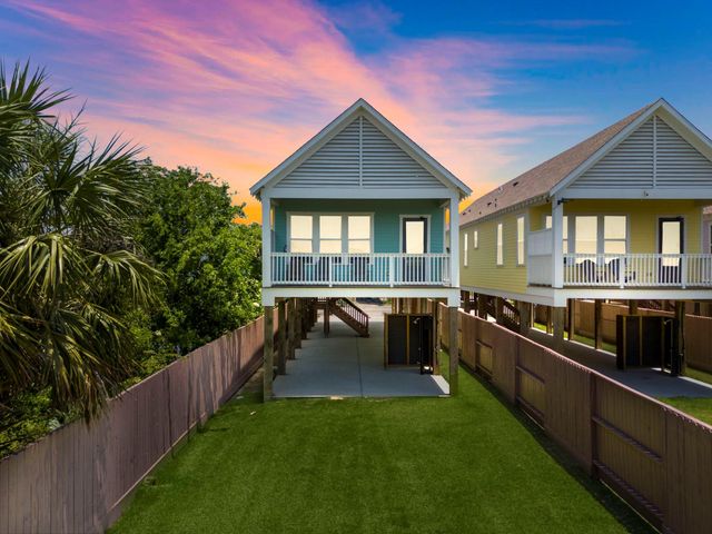 2301 67th Street, Galveston, TX 77551