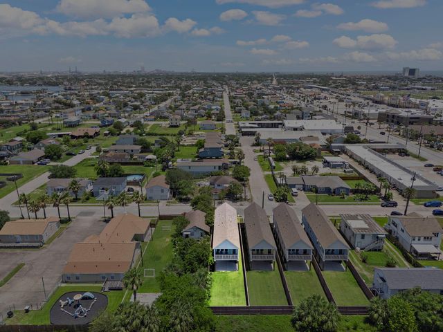 2301 67th Street, Galveston, TX 77551
